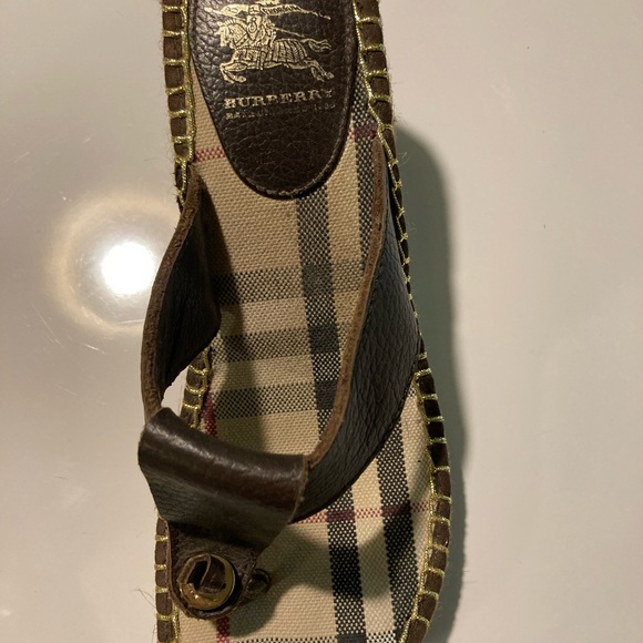 Burberry Wedge Sandals 6.5 - Picture 3 of 6